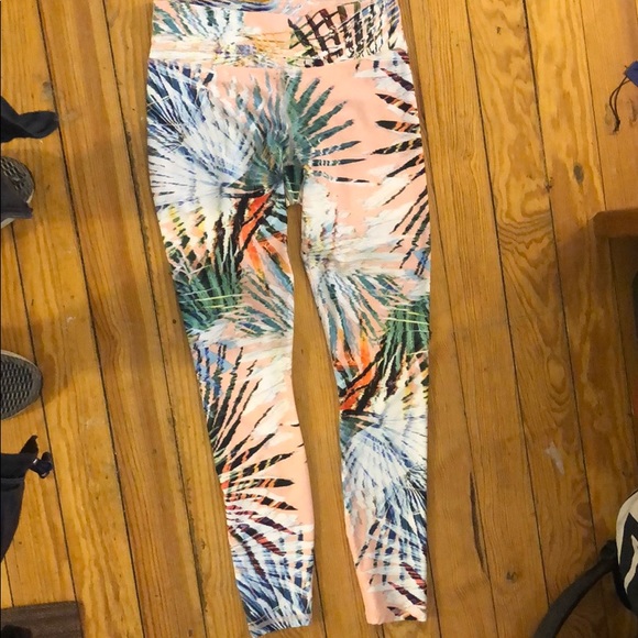 Fabletics long pant leggings - Picture 2 of 3